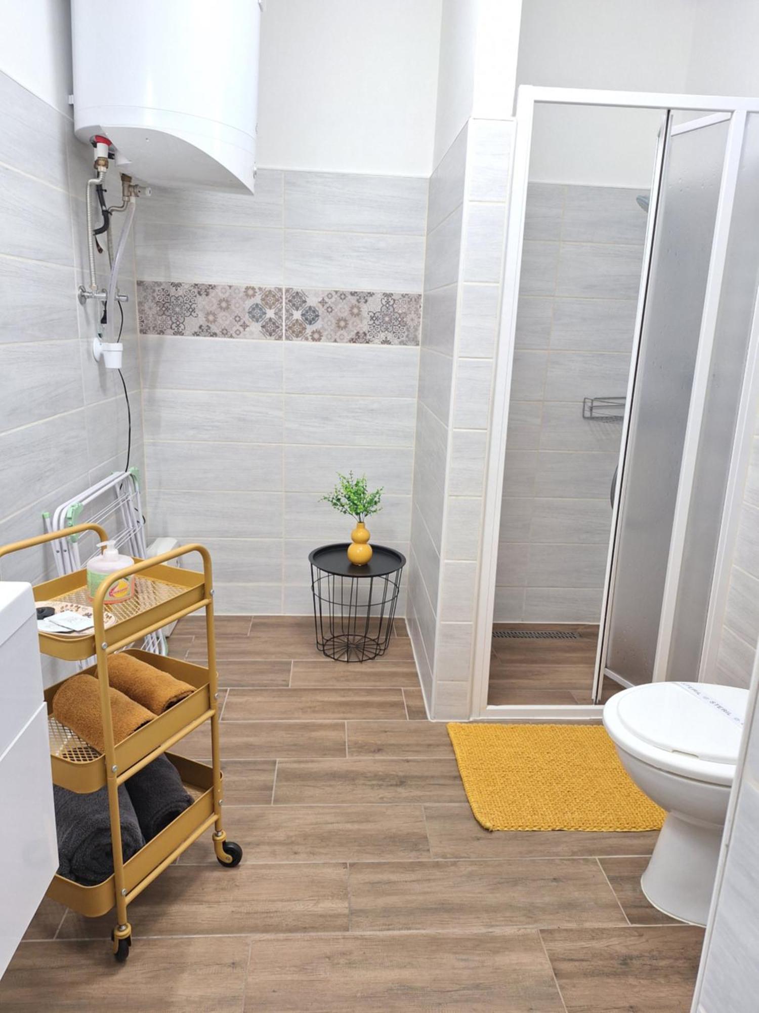 Varfal Apartman Eger Kamer foto